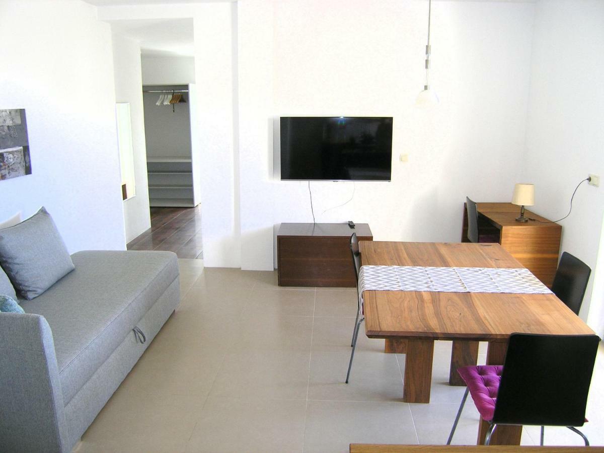 Apartman Kucer Krk Town Esterno foto